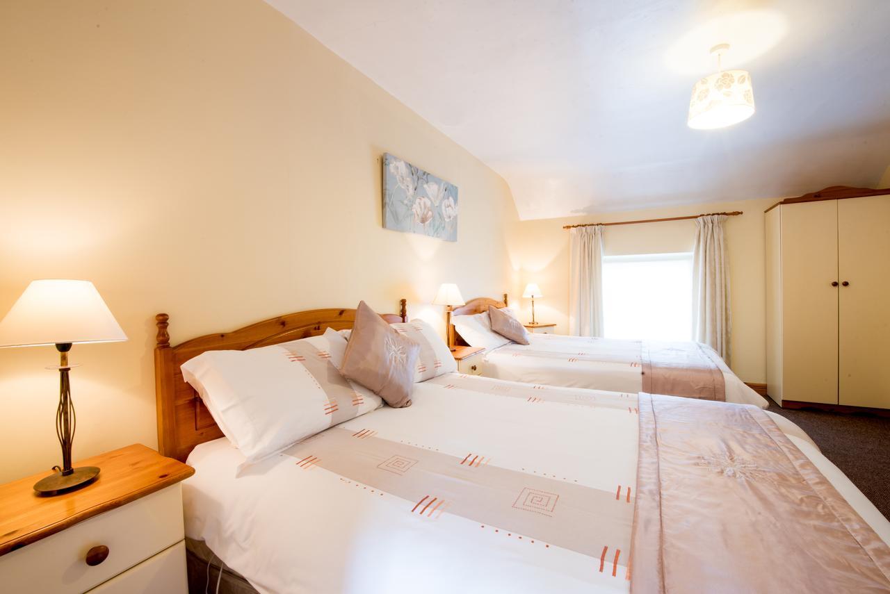 Brennan'S Accommodation Glenties Eksteriør billede